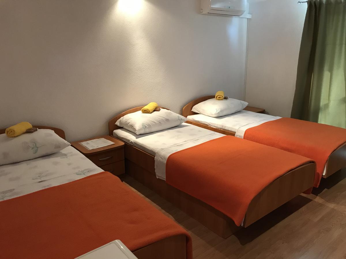 Room Ivana Neum Exterior photo